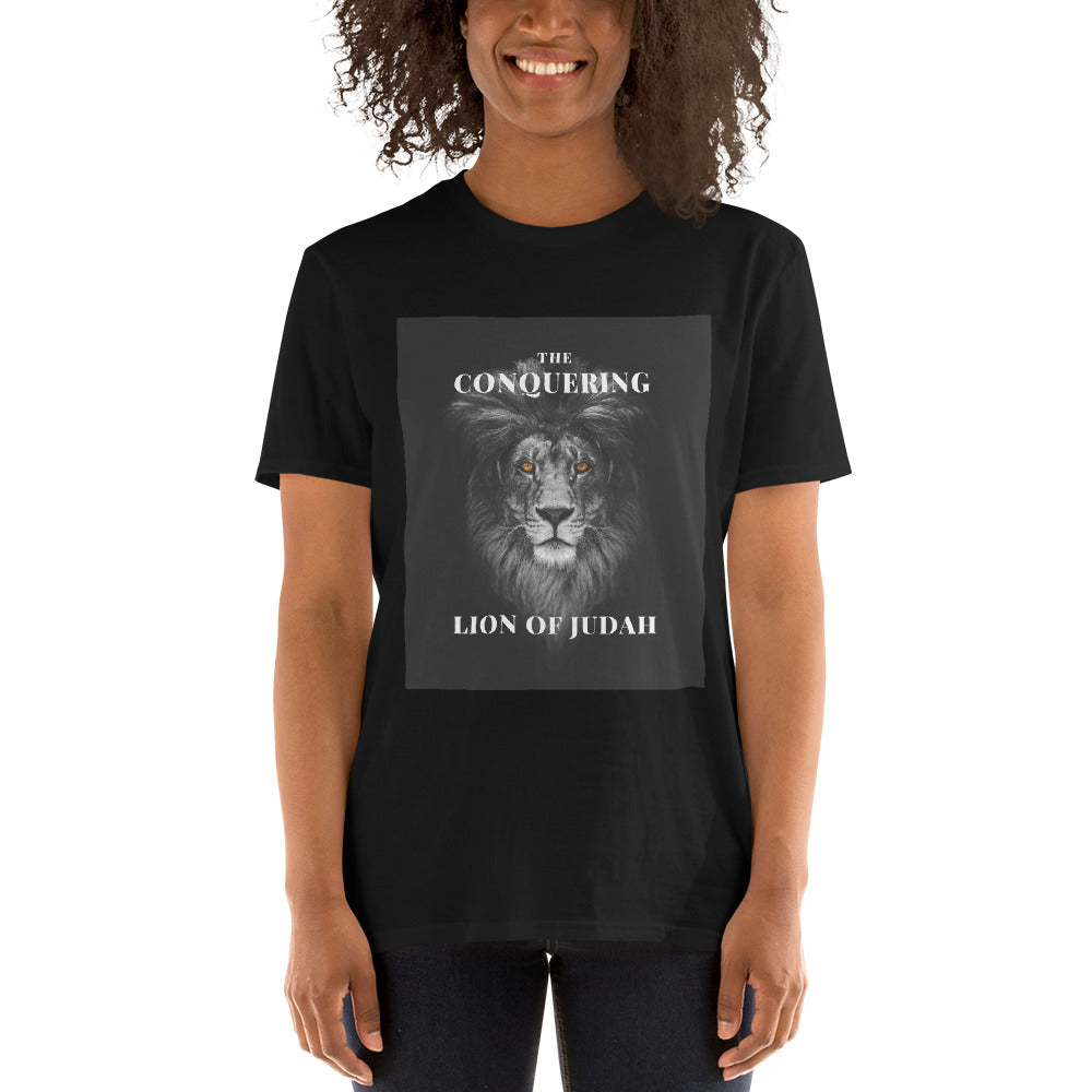 THE CONQUERING LION OF JUDAH Short-Sleeve Unisex T-Shirt